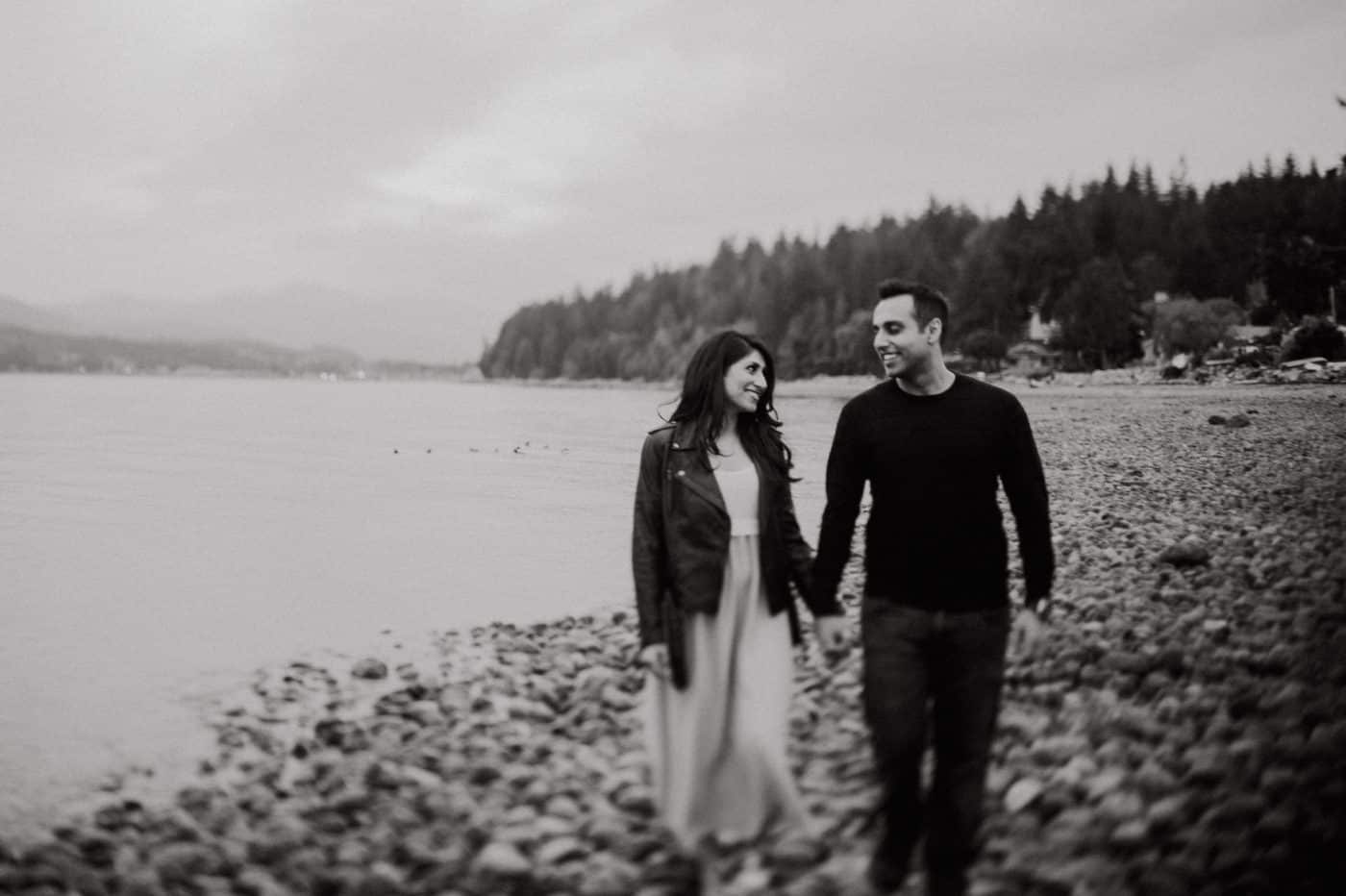 sunshine coast engagement session on the beach