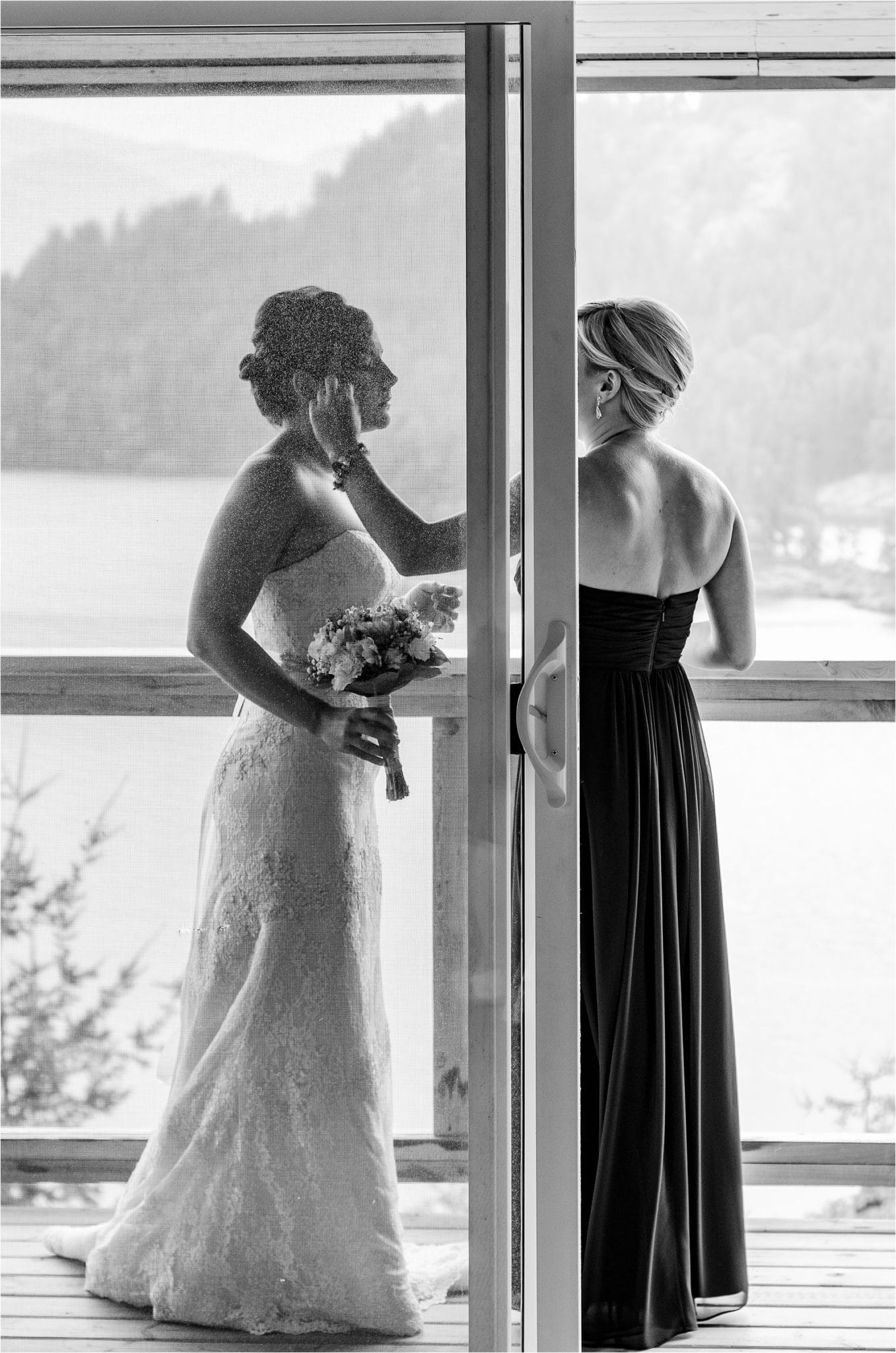 bride's sister fixes her hair
